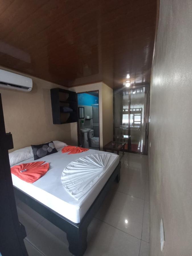 Apartamentos Caimán Tortuguero Esterno foto