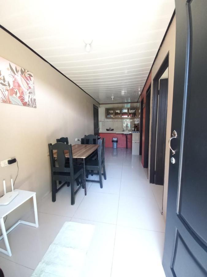 Apartamentos Caimán Tortuguero Esterno foto