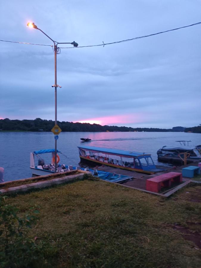 Apartamentos Caimán Tortuguero Esterno foto